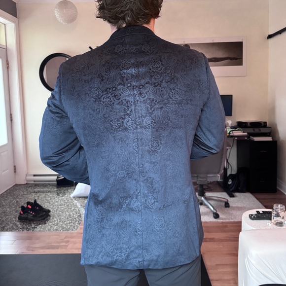 Blazer - Picture 3 of 6